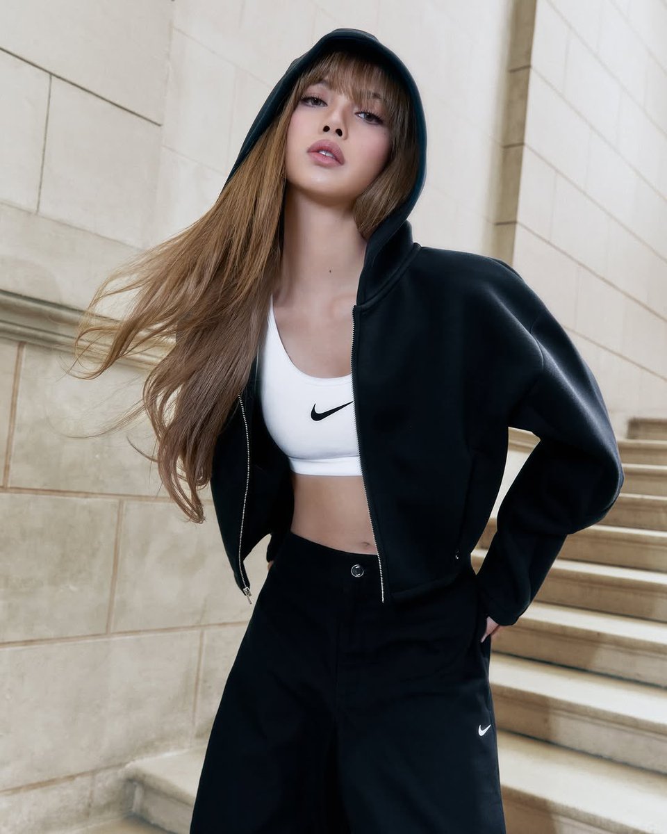 wonderpuiz's tweet image. LISA X NIKE เริ่ดเกิ๊นนนนนอะ🔥

WELCOME TO NIKE LISA 
#LISAxNIKE