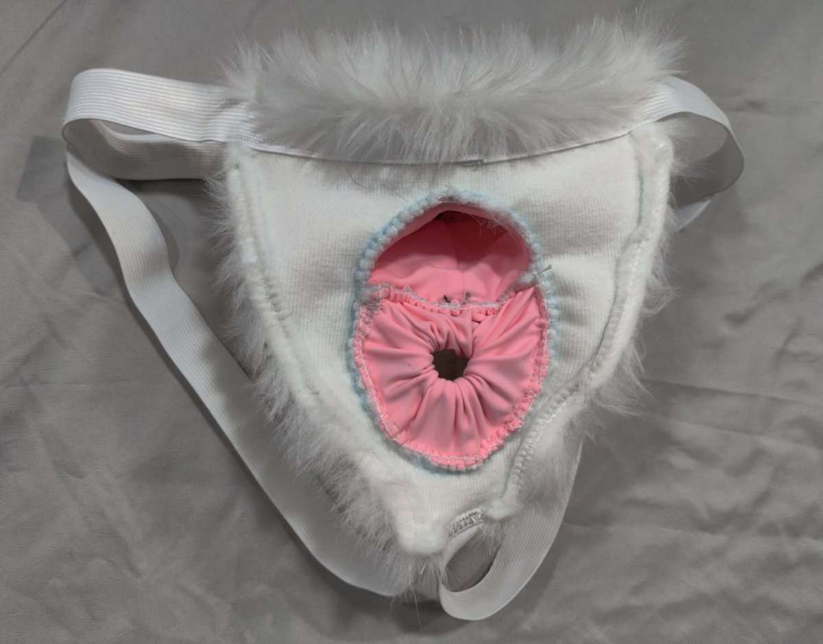 White Jock All Finished up for a commissioner.
Style of Sheath: Intact V1.
If wanting a custom Sheath Jock, boxers, pants, body suit, etc. Feel Free to DM me for a quote ^^