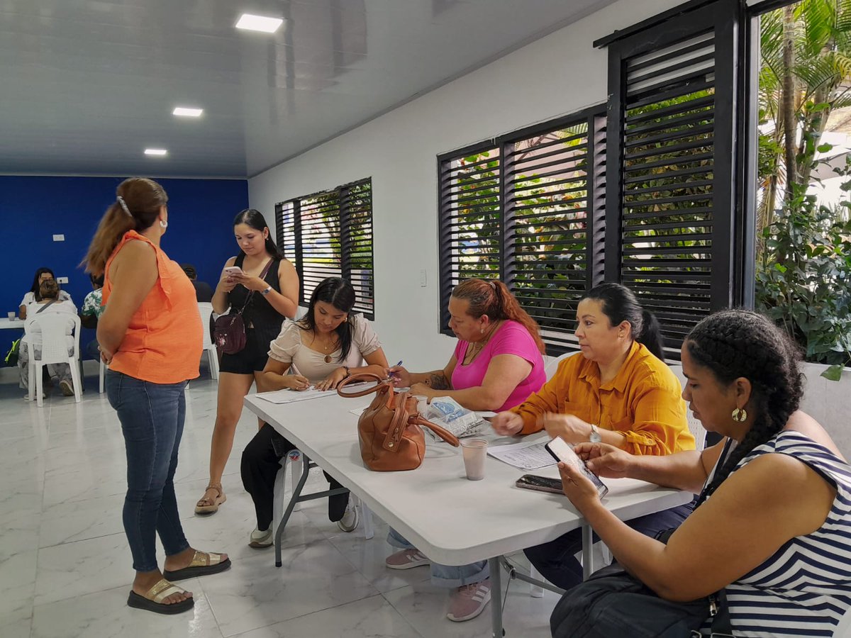 Como todos los martes, desde la Defensoría Social y del Paciente seguimos trabajando con compromiso y cariño por nuestra gente.

En este camino también seguimos compartiendo y construyendo junto al proyecto de nuestro próximo senador <a href="/TrianaBarreto/">Santiago Barreto Triana</a> C25.