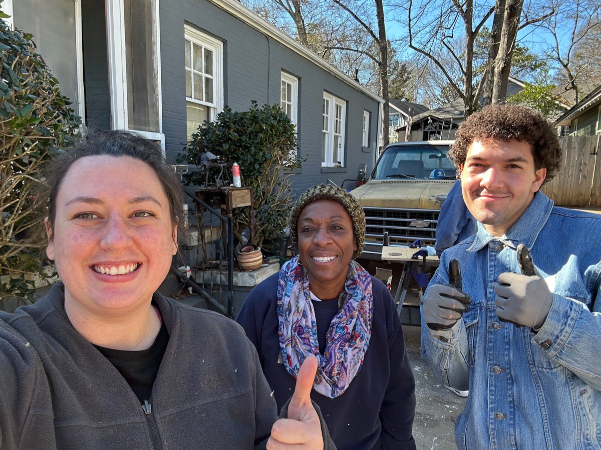 To honor Dr. Martin Luther King Jr., GEFA joined <a href="/SouthfaceInst/">Southface Institute</a> to volunteer with the Decatur MLK Service Project, which is an annual effort to weatherize and improve the homes of seniors. GEFA’s Glendale Jones, Gabe Guerrero, and Hayley Cotton helped weatherize a home.