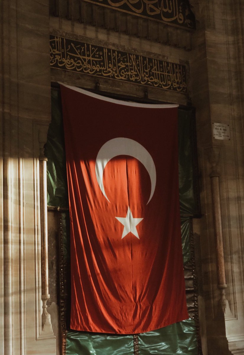 sankirizeli's tweet photo. Bayrak bir milletin namusu,devletin ise bağımsızlık nişanesidir.Sancağımıza yapılan bu alçak saldırı,Türk milletinin sabrını ve vatan sevdasını sınamak isteyenlerin acizliğidir.

Hainin ateşi, Türk’ün çeliğinde söner! https://t.co/4yuPycHx4Y