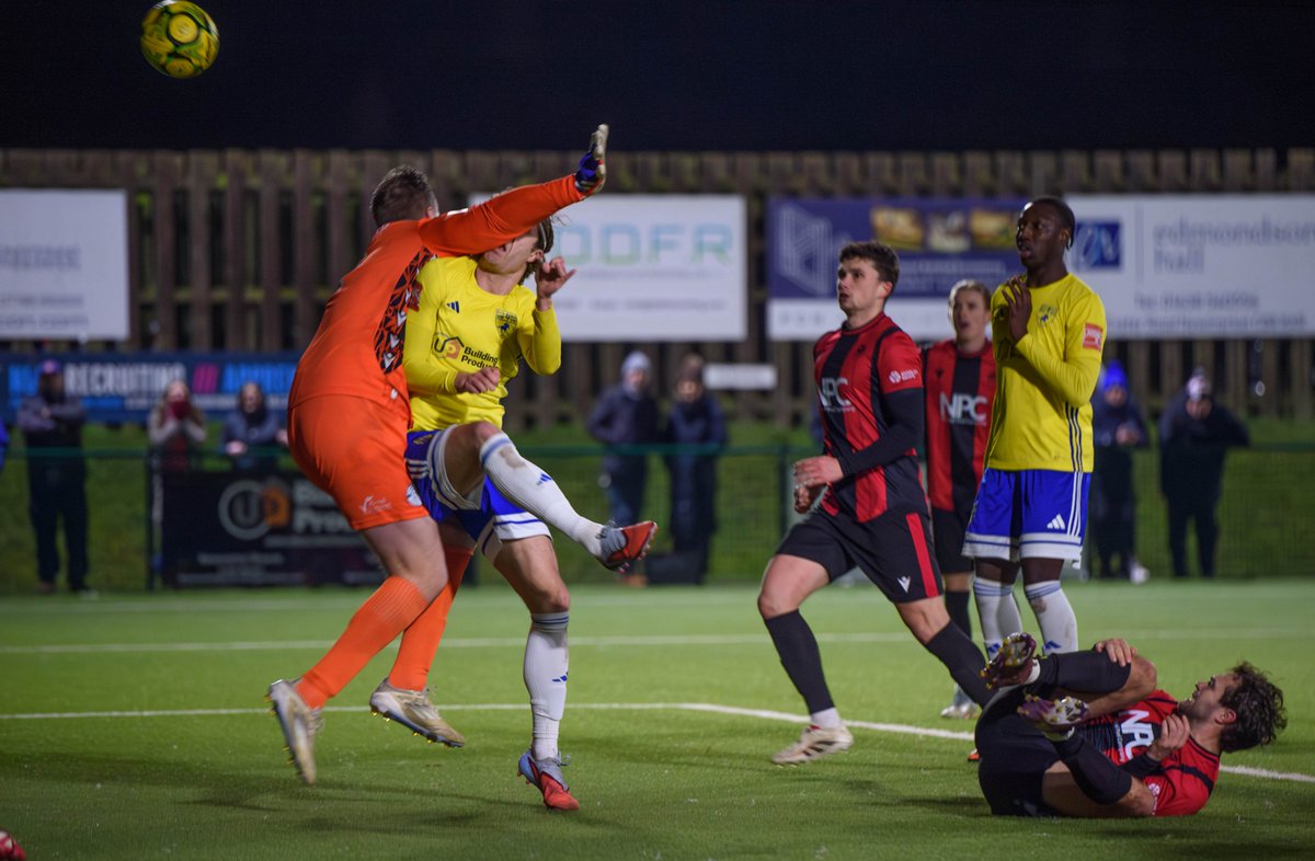 Newmarket Town F.C tweet media