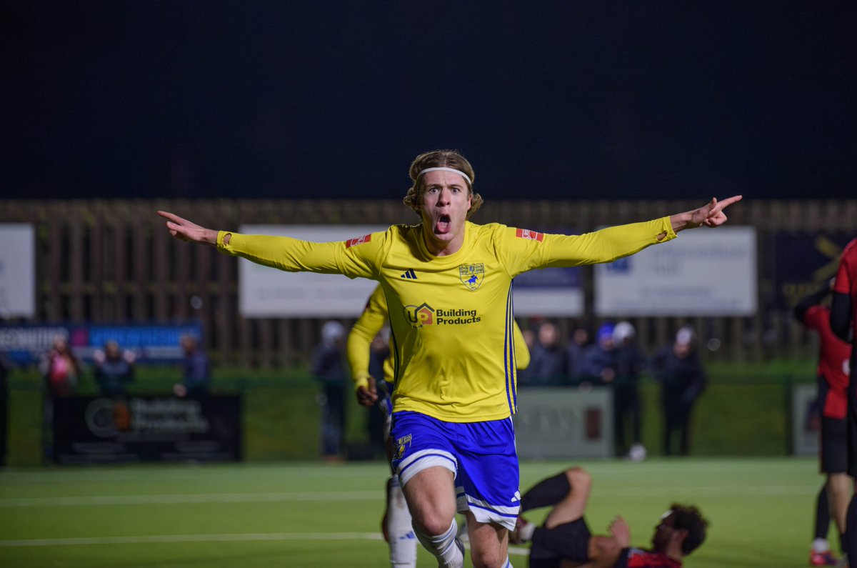 Newmarket Town F.C tweet media