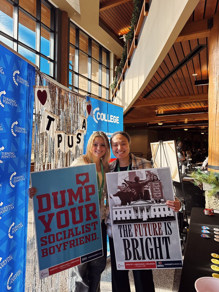 vlynstam's tweet image. WELCOME BACK @TPUSA STUDENTS🇺🇸💫📚

Spring semester is here and we are so grateful to be back on campus!

Our @tpusastudents are not going anywhere. Actually…we’re just warming up🔥

#joinatpusachapter
#getinvolved