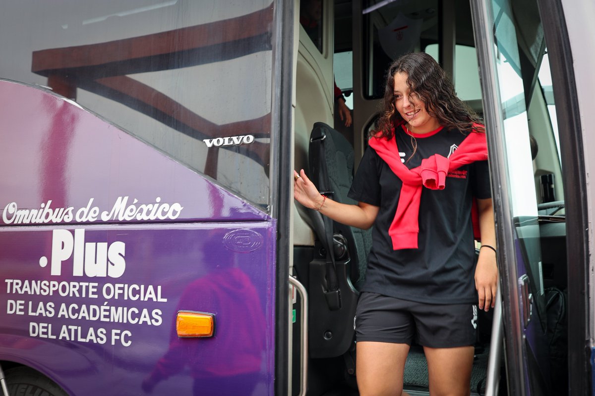 De La Perla de Occidente a La Perla del Pacífico... 🚎

Recorriendo los montes, los ríos, los valles por ir a jugar 🎶

Así es como llegamos a Mazatlán con <a href="/Omnibus_oficial/">Omnibus de México</a> ❤️🖤