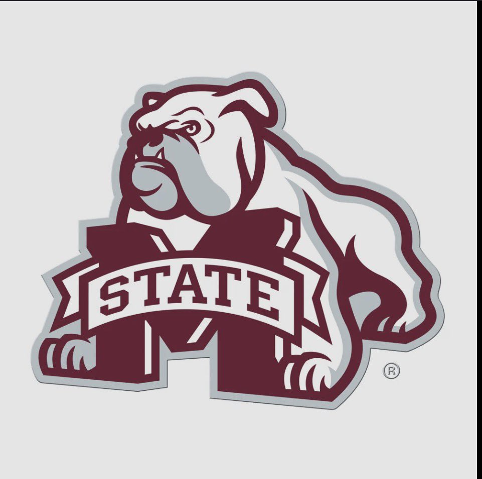Jairusingram03's tweet image. Blessed to receive my 12th offer from Mississippi State @CoachCliffOdom @RamelBorner @_Roderickharris @Duncanville_FB @DaRealCoachG @HailStateFB Hail Stateee🐾