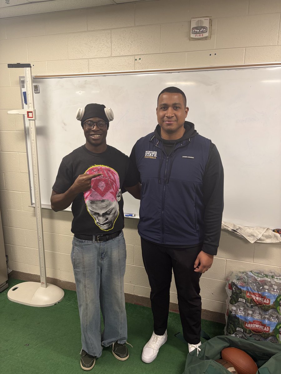 LanreShaun's tweet image. I’m every grateful for Montana state Football coming to Smoky Hill Highschool and informing to me about there wonderful program! Agtg.