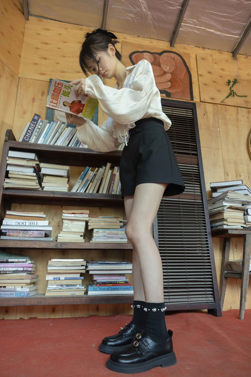 美脚萌足控 tweet media