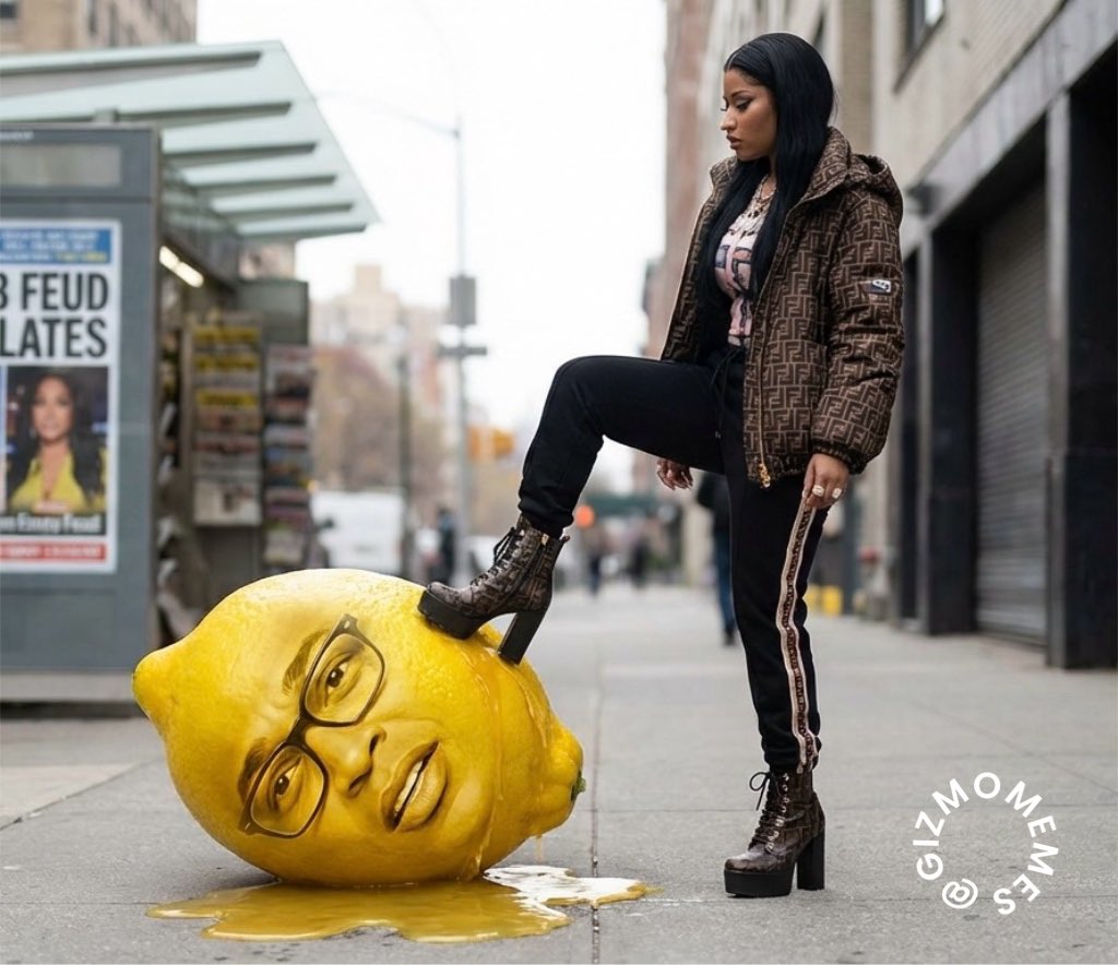 GizmoMemes's tweet image. Nicki Minaj making lemonade 😎