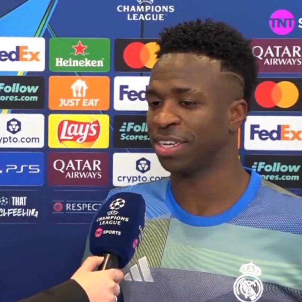 FabrizioRomano's tweet image. 🚨❤️🖤 Vini Jr: “I ask my agents every day about Paquetá and his move to Foamengo, who are also his agents. His happiness is mine, and Flamengo’s happiness is ours”.

“God willing, in the next few days he could close this deal”.