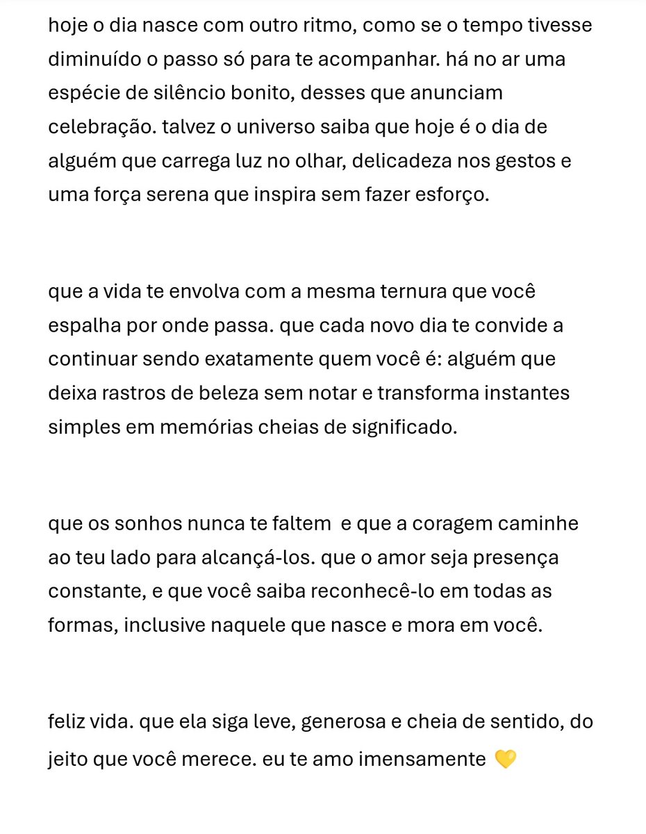 dia de celebrar o dia daquele que me ensinou a sonhar! escrevo pra ti mesmo sabendo que nem todas as palavras que ja criaram seriam o suficiente pra expressar oq vc significa pra mim, te amo imensamente hoje e sempre <a href="/felipeneto/">Felipe Neto 🦉</a> 🤍

#FelizAniversarioFelipeNeto