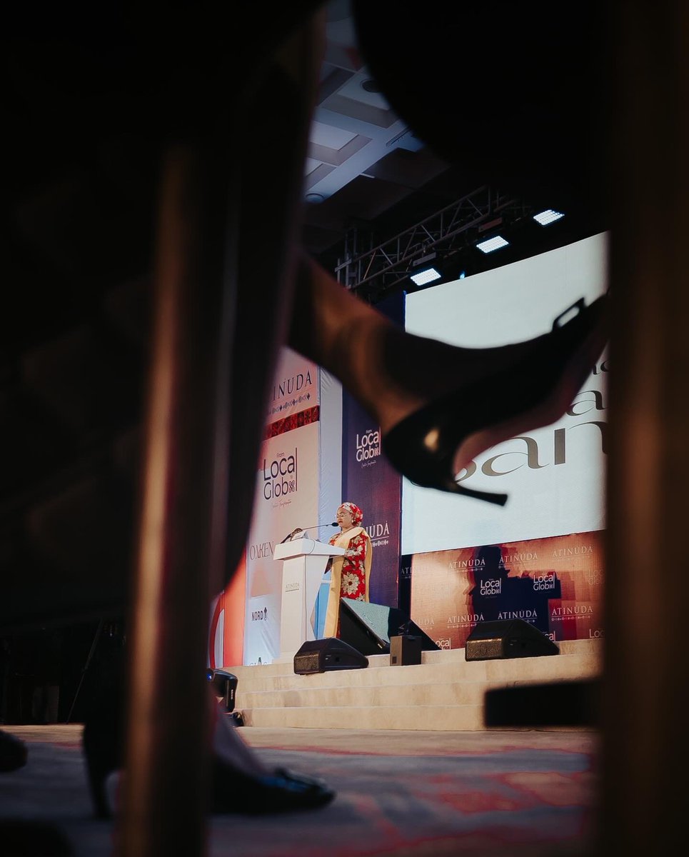 John Israel I Lens Priest tweet media