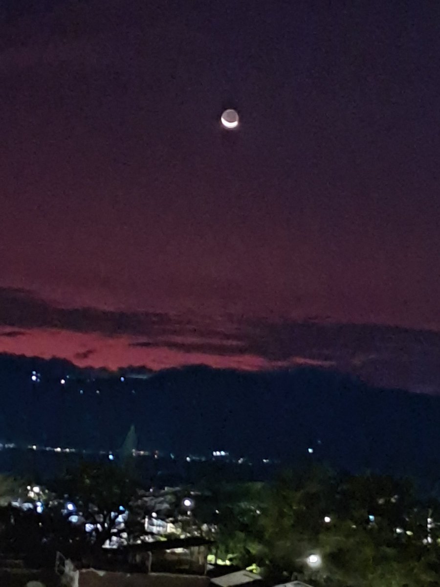 Sol = Macho
Luna = Hembra