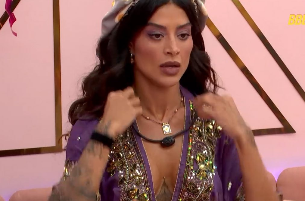 aline tá de aladdin