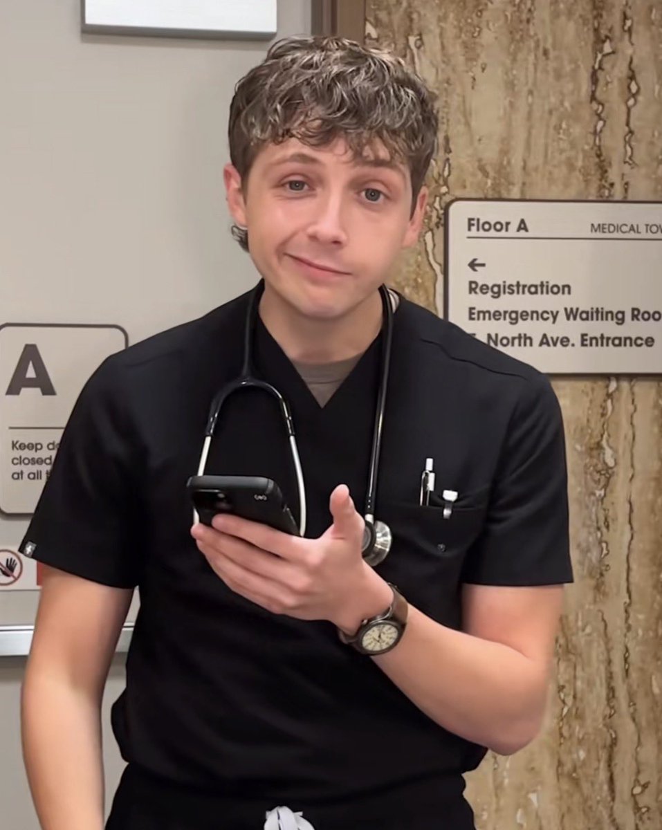 ranscn's tweet image. these are taking me out LMAO