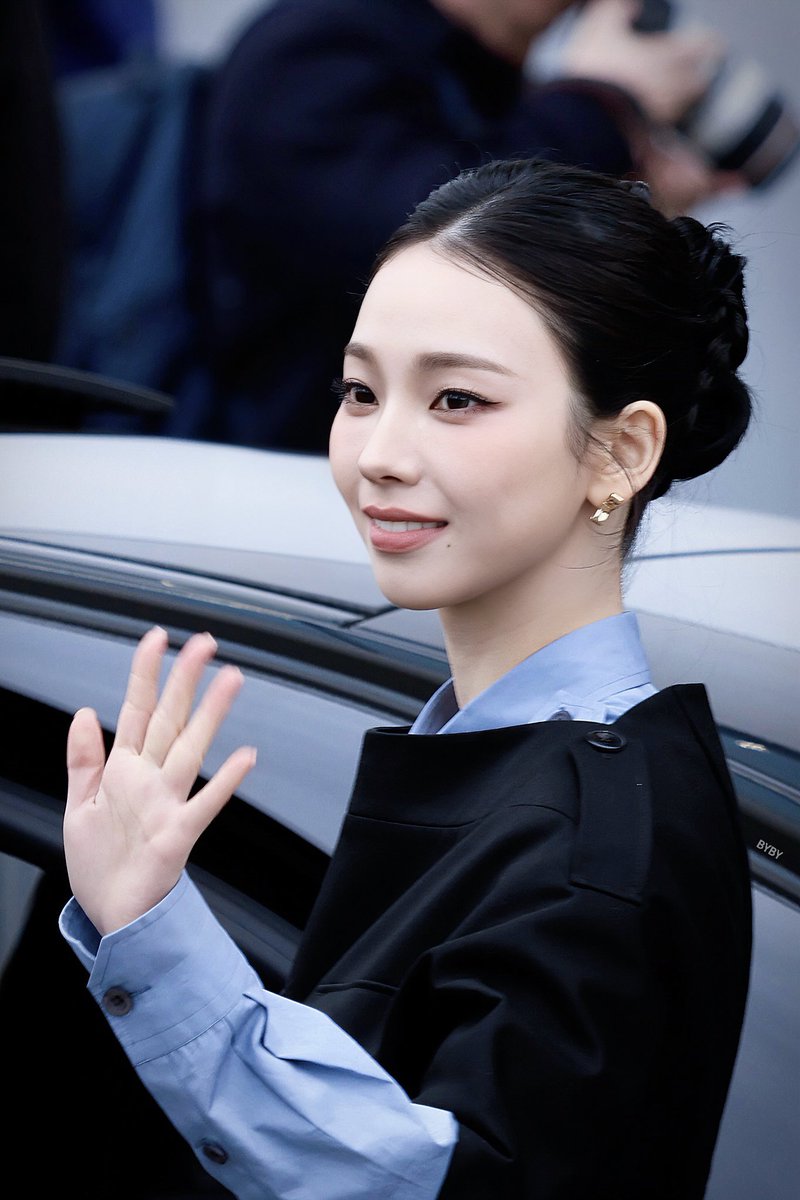 bybyyy33's tweet image. 260118 | 기욪다

#KarinaxPrada #PradaFW26 #KARINA #카리나 #aespa #에스파