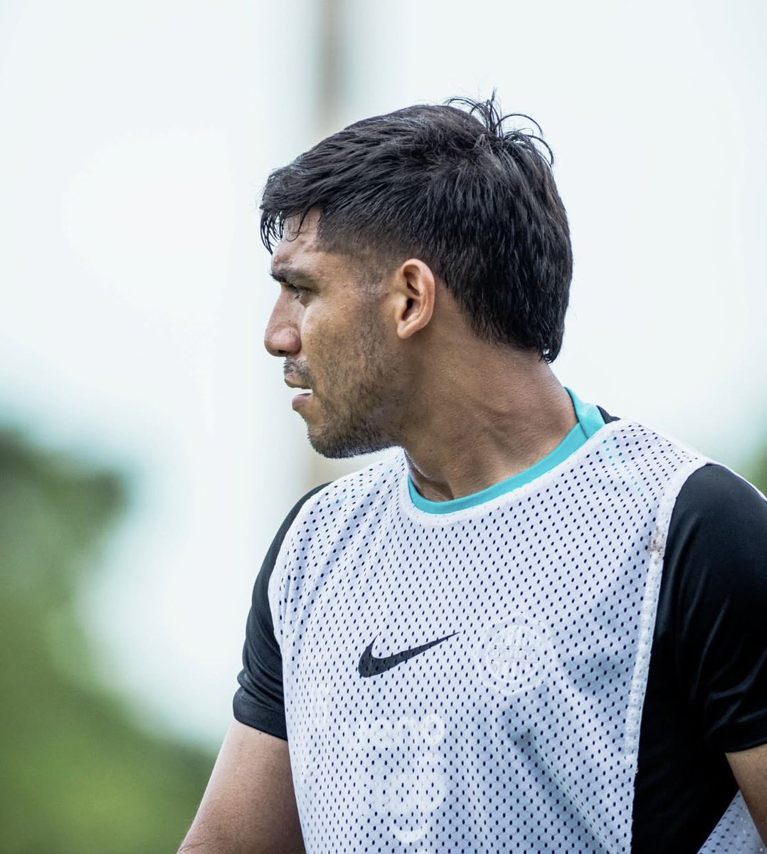 NO VA MÁS 👋🏻

Marcos Gómez (24) no seguirá más en Olimpia y continuará su carrera en Guaraní. 

Llegará a modo de préstamo por un año con opción de compra. 

En 2025, jugó un total de 26 partidos sumando Olimpia y Deportes Iquique.

Vía: <a href="/ArturoMRubin/">Arturo Máximo Rubin</a>