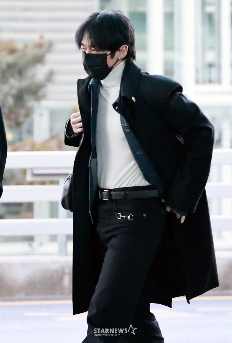 leeknowarchive's tweet image. FASHION ICON