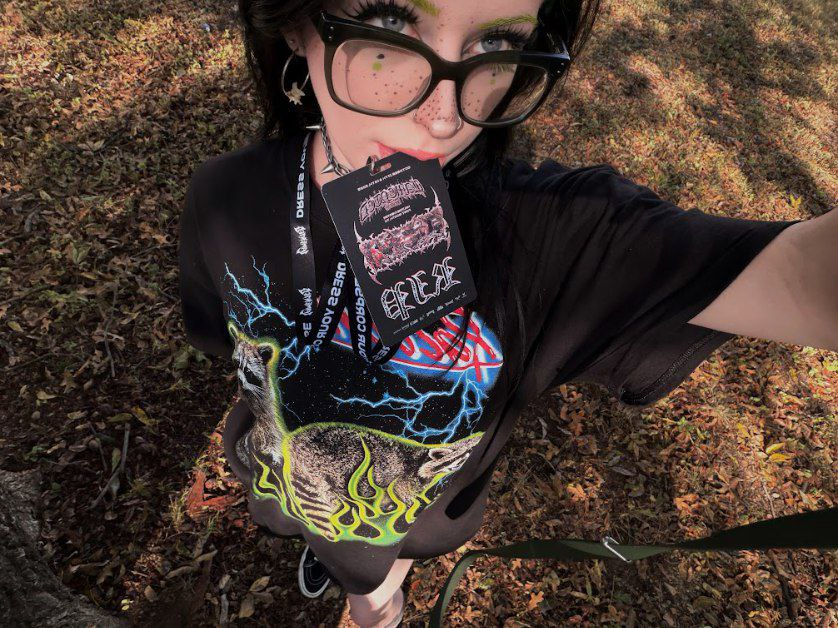 Rayback715's tweet image. telepathically bouncing on it rn