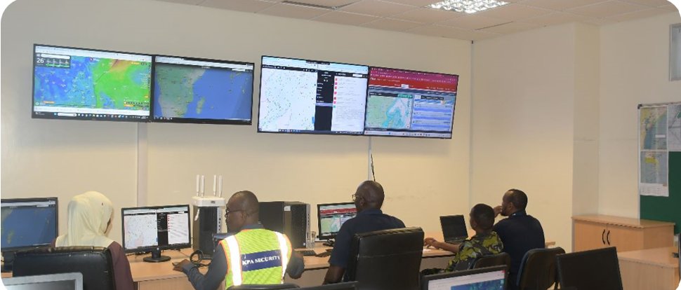 ray_omollo's tweet image. Through a coordinated coastal and inland maritime security framework, operations are anchored at the Maritime Operations Centre, where safety, security and enforcement converge to coordinate patrols, surveillance and rapid response across key coastal stations; Shimoni, Kilindini,…