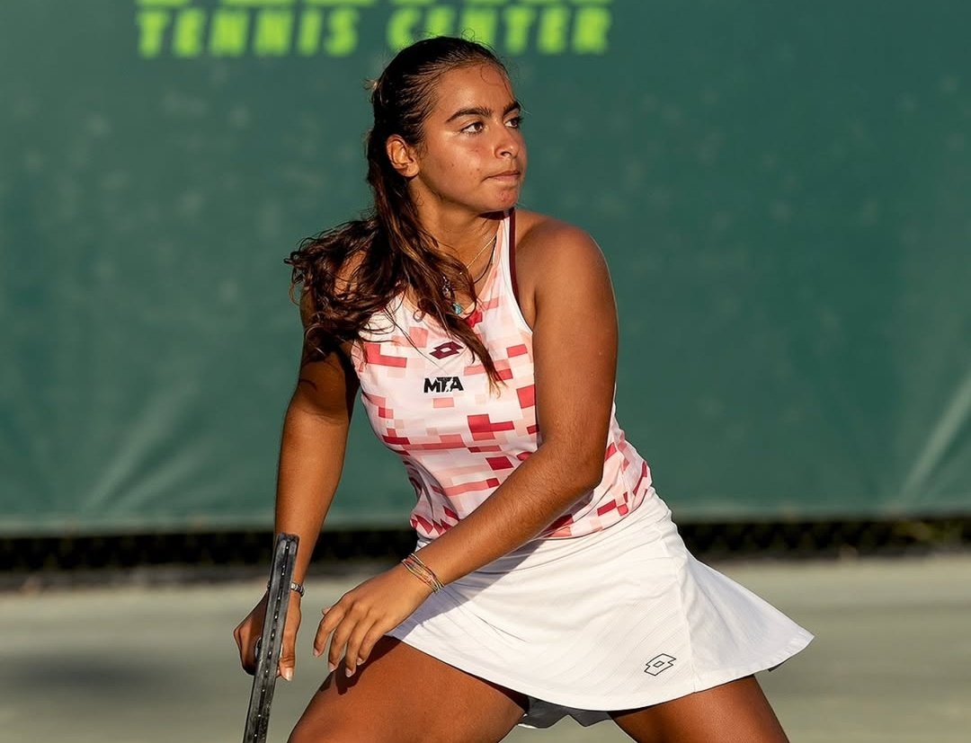 Ada Kumru, Gurmanat Kaur Sandhu'yu 6-1, 6-1 yenerek Avustralya Açık Junior elemelerinde final turuna yükseldi #AusOpen #TürkTenisi