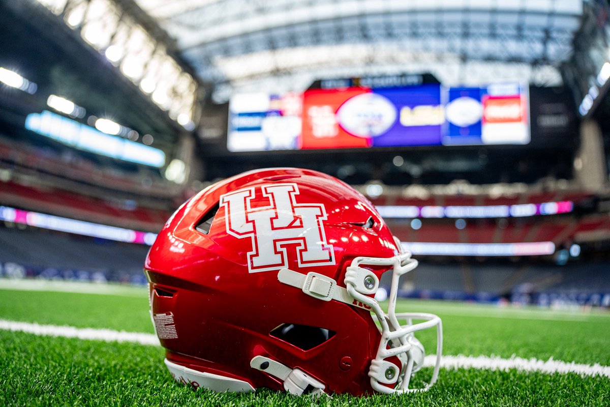 ElkinsFootball's tweet image. Thank you Coach Joseph - @j_wayne3 for stopping by the Castle today to check on our guys and allowing us to brag a little on them.

Next time, we gotta make sure you get some snacks!!

@recruitelkinsfb

FAMILY

#KnightLife