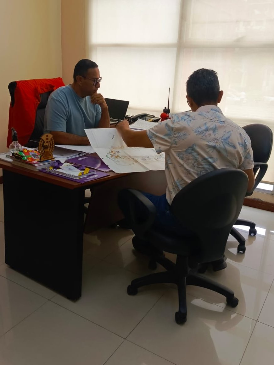 #Esmeraldas |  En coordinación con el ECU 911 articulamos acciones interinstitucionales para fortalecer la seguridad en el Puerto Pesquero Artesanal de Esmeraldas.

#ElNuevoEcuador