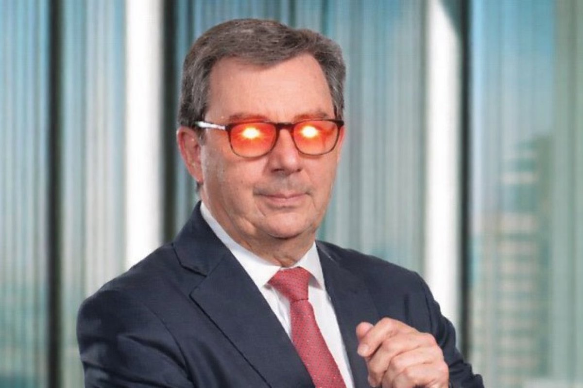 🔴 CONFIRMADO: Fernando Barros Tocornal, el abogado del general Augusto Pinochet en Londres es el nuevo ministro de Defensa.  🇨🇱✅