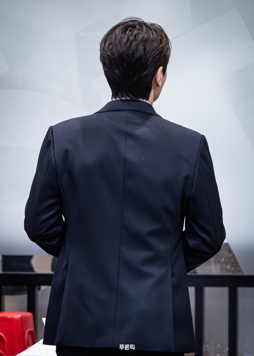 ଘ(´•3•)⊃━☆·˚˚·  ·˚˚·。·˚˚·  ·˚˚·。♡