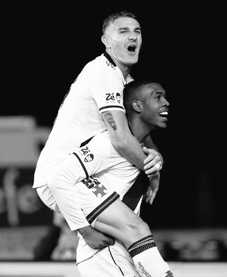 NathyBMartins's tweet image. Leandro &amp;amp; Leonardo - Não aprendi dizer adeus