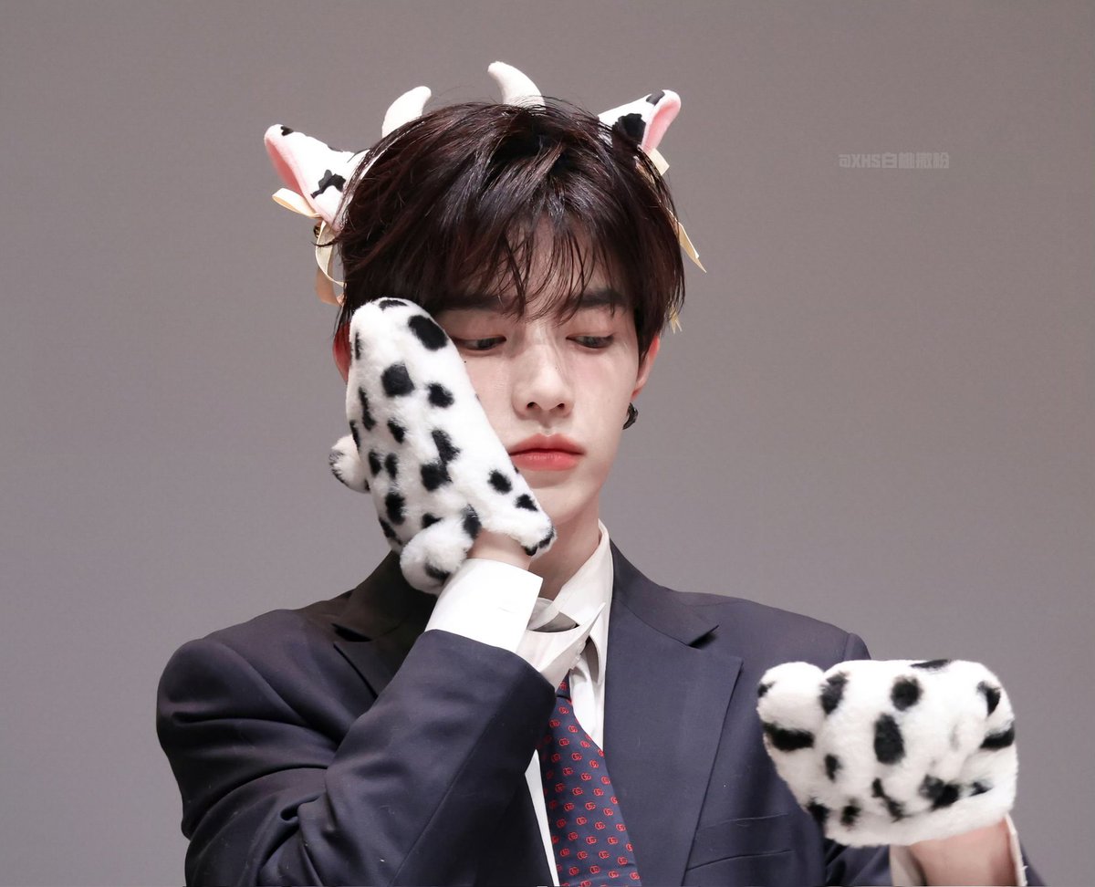 gnyang_bn's tweet photo. 레전드귀엽고꼴림🍼 https://t.co/NScymlEr1K