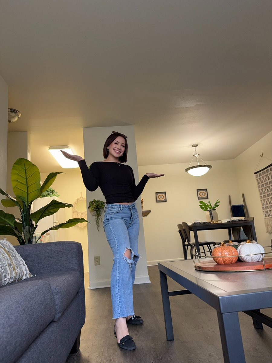 University Square Apartments tweet media