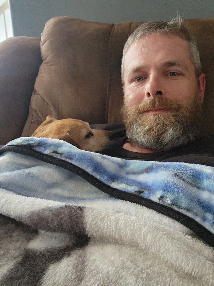 lalafyb_'s tweet image. Hi can we chat