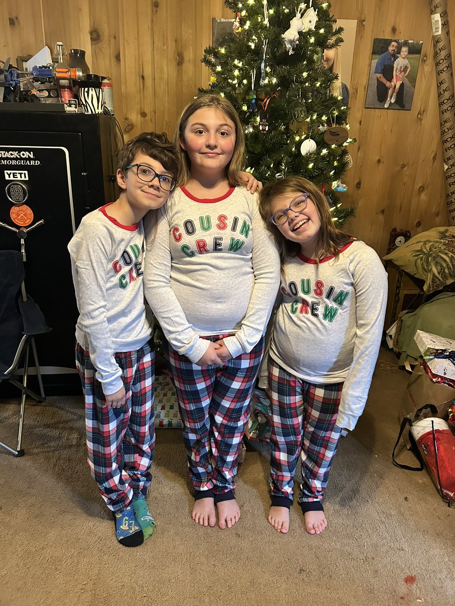MarieMariebt1's tweet photo. Christmas 2025
Ethan Sage Aubrey https://t.co/djzIcFfkwE