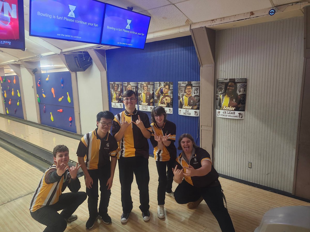 RBSpartans's tweet image. 🎳 Congratulations to @RB_Bowling on their Senior Day victories over Purcell Marian!

#HailSpartans