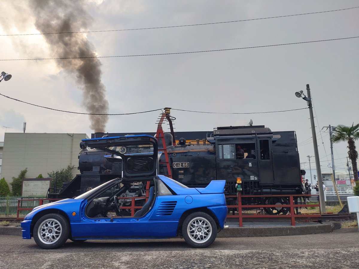 なヰとぅ㌠回転クロスシート完備 tweet media