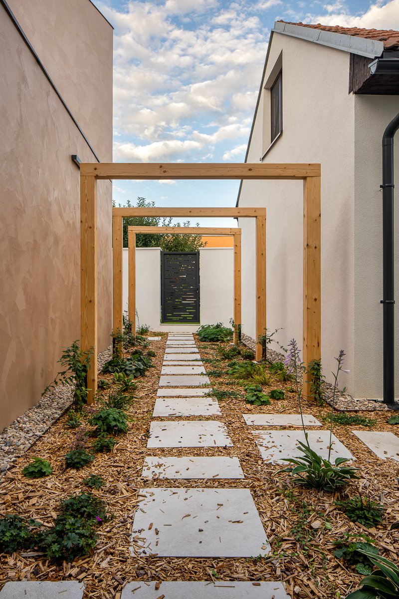 AmazingArchi's tweet image. Family House Prague - Libuš by JA Architekti 
Read more: amazingarchitecture.com/houses/family-…
Photography: Roman Mlejnek

#prague
#architect #architecture #amazingarchitecture