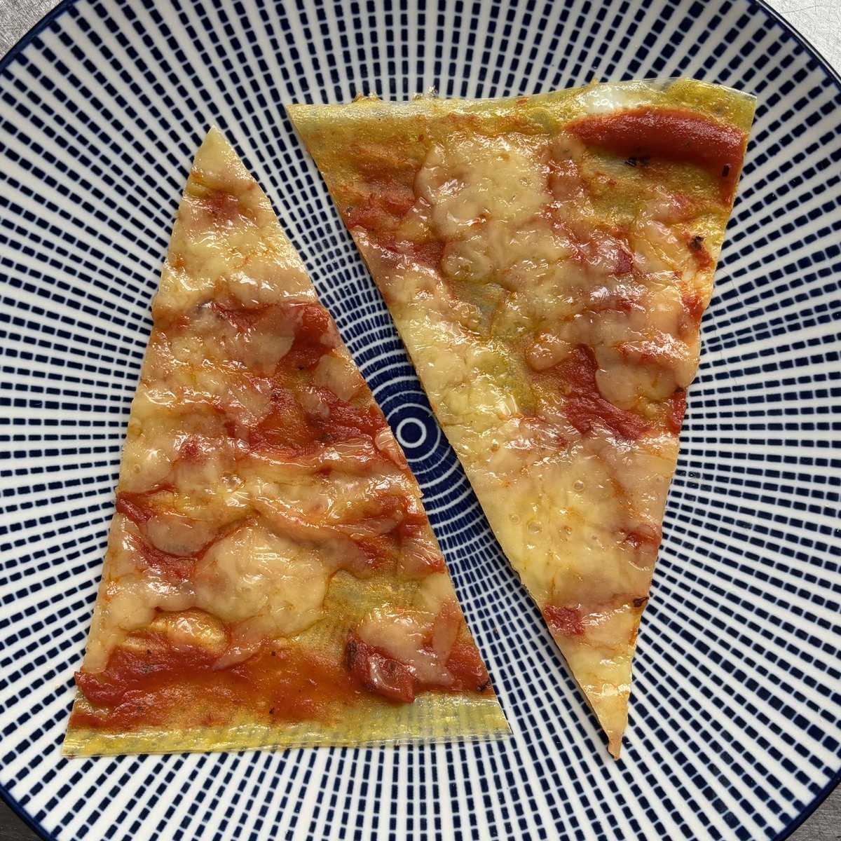 💬 clementine tweet media