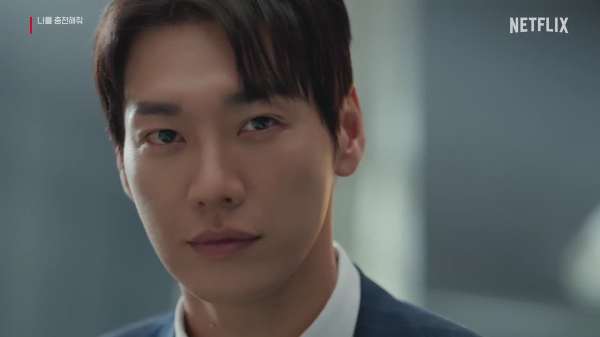 niklikecats's tweet image. kim youngkwang really filming a romcom looking like this!?!! WHAT ABOUT MY MENTAL HEALTH 😭😭😩😳❤️😩❤️‍🔥