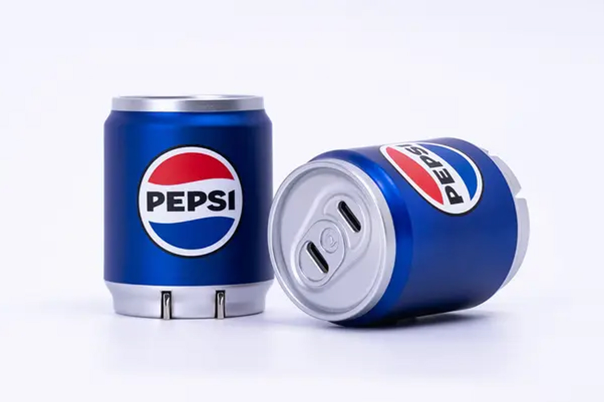 pc_watch's tweet image. ペプシ缶デザインの45W USB PD充電器 pc.watch.impress.co.jp/docs/news/2079…