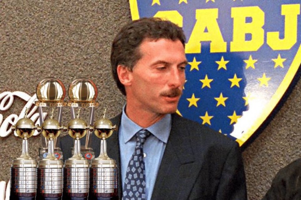 Votaron a Riquelme para no votar a Macri a pesar de que les hizo ganar todo lo que jugaron, así de boludos son los kukas, votan por odio y fanatismo en lugar de votar lo mejor para el club o el país.