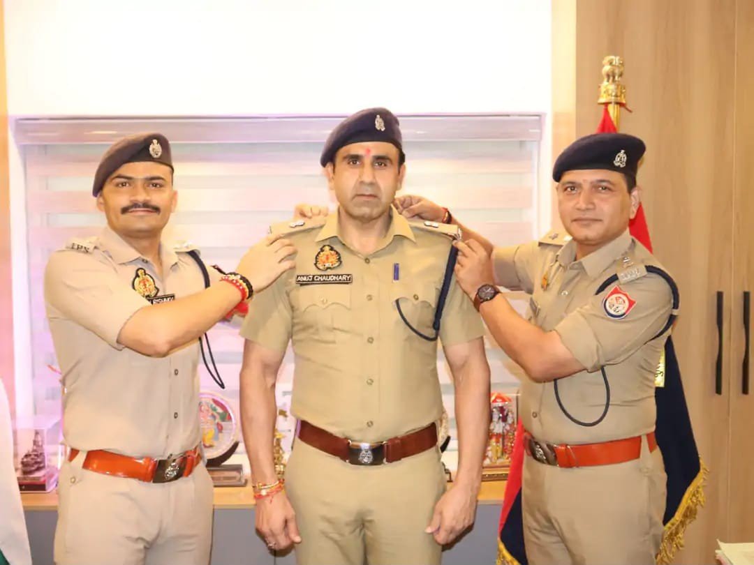 ZEEUPUK's tweet photo. #BreakingNews
संभल के CJM विभांशु सुधीर का तबादला
अनुज चौधरी पर दिया था FIR का आदेश
#Sambhal #CJMTransfer #VibhanshuSudhir #AnujChaudhary #JudicialNews #CourtNews #zeeupuk https://t.co/CIHqfATwpY