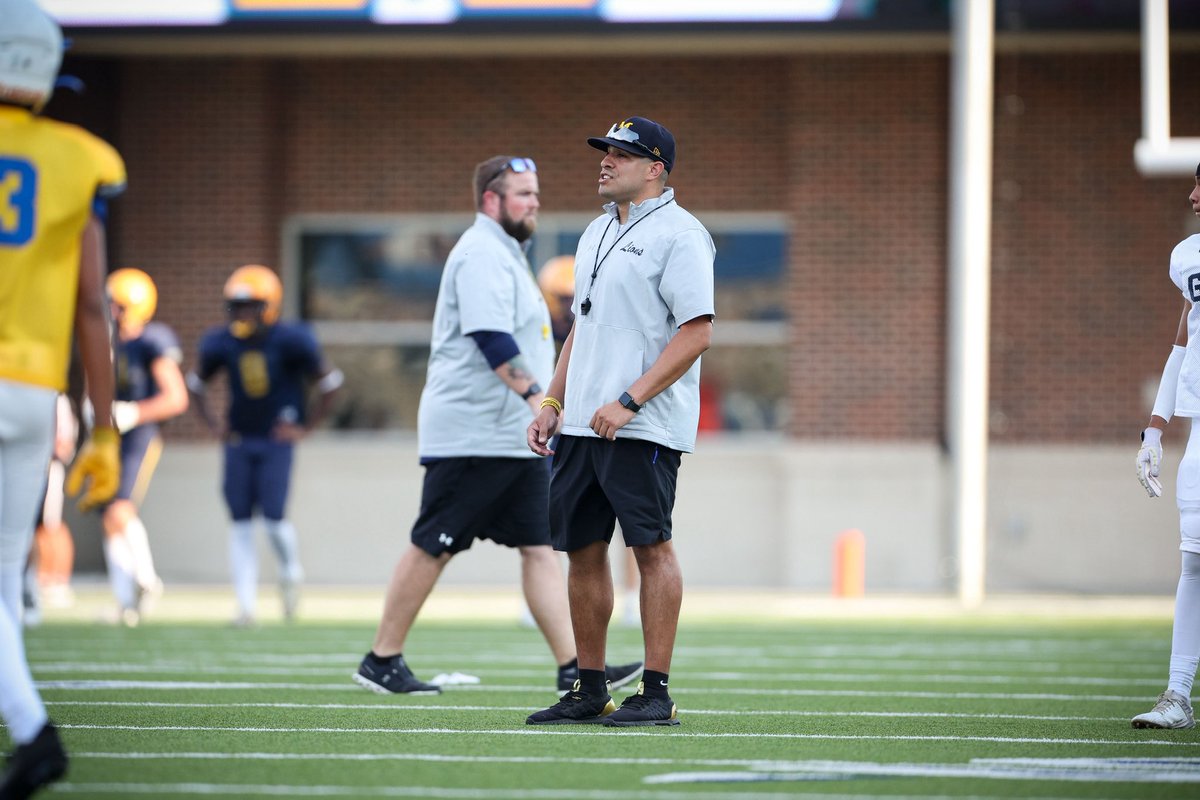 Nick Olvera tweet media