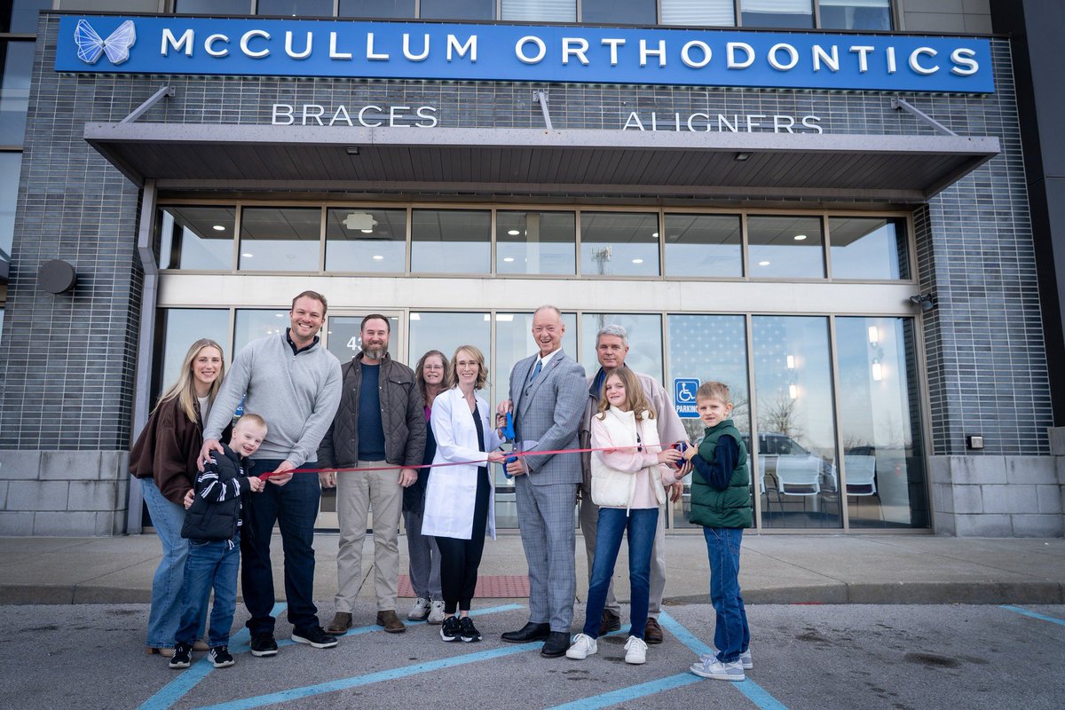jeffmayoroffice's tweet photo. Mayor Moore would like to congratulate McCullum Orthodontics on its official ribbon cutting at 430 Patrol Road in Jeffersonville!
We’re thrilled to welcome this orthodontic practice to our community and celebrate the bright smiles they’ll help create.
#onlyINjeff https://t.co/zQ2NmRqHKc