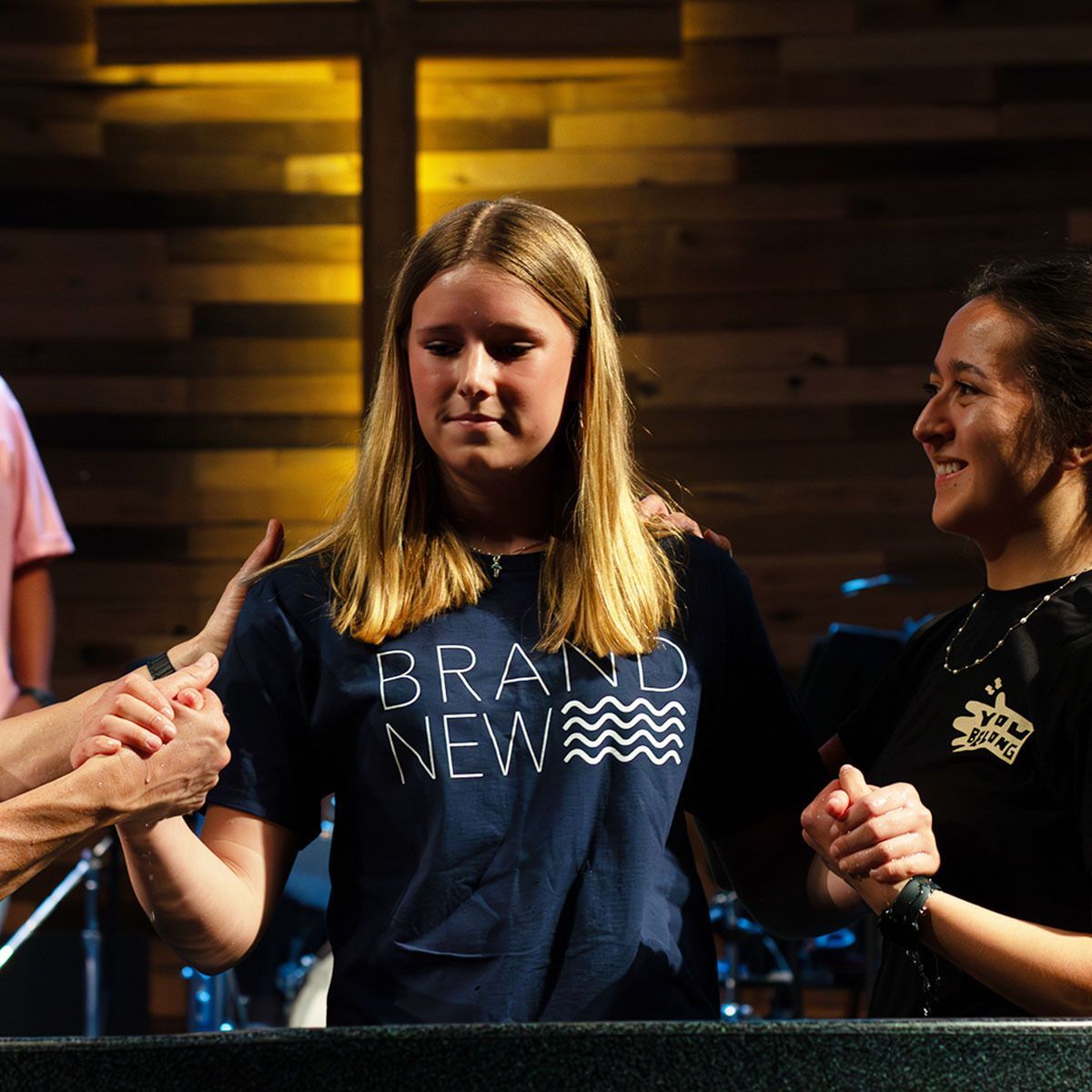 HelloMissionary's tweet image. It’s hard to explain the joy that fills the room when people get baptized, because following Jesus is the best way to live! If you'd like to be baptized this Sunday, you can learn more and sign up through this link (Baptism Class this Thur): buff.ly/kbUHIBc