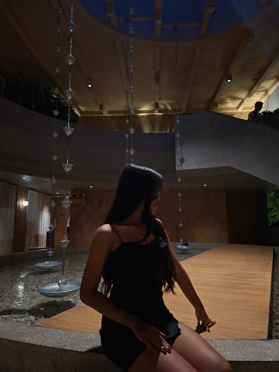 🍁ELsa tweet media