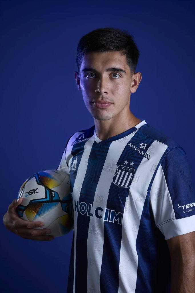 mercatosphera's tweet photo. 🇦🇷 #CA_Talleres obtiene la cesión del mediocentro argentino Juan Sforza (23 | #VascoGama) hasta final de año con opción de compra. https://t.co/t9OUMyX939