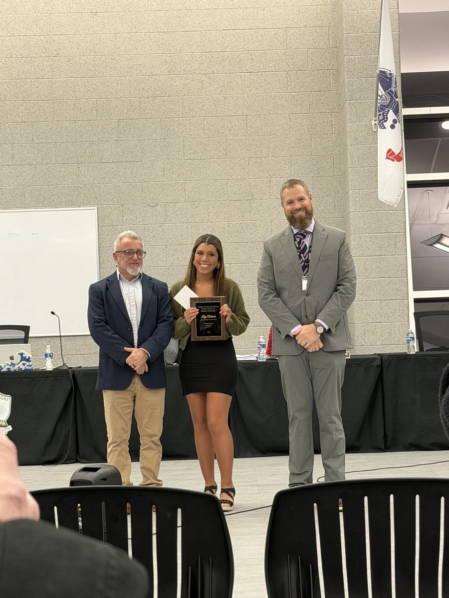 Lily Belardo tweet media