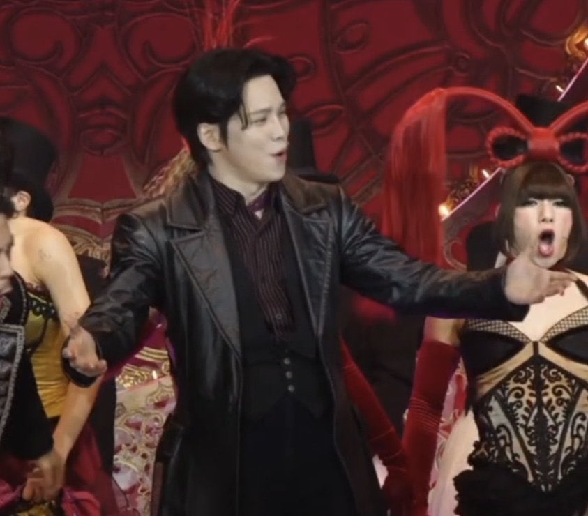 안녕하세요
홍광호 너무 좋아해요
나랑 친구해요
록산느 홍고 너무 사랑함 ㅜㅜㅜㅜ

#홍광호_트친소
#홍광호
#홍친소