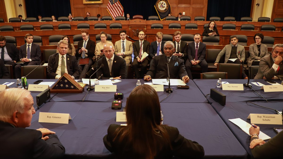 HouseForeignGOP's tweet image. Chairman @RepBrianMast: I was happy to invite 🇻🇪 Venezuelan opposition leader @MariaCorinaYA to address the members of the House Foreign Affairs Committee. She has demonstrated herself to be a strong, capable, and inspirational leader.

Thanks to 🇺🇸 President Trump, Venezuela…